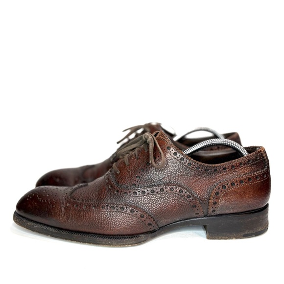 Tom Ford Dark Brown Wingtip Brogue Dress Shoes | 10.5 - Picture 2 of 13